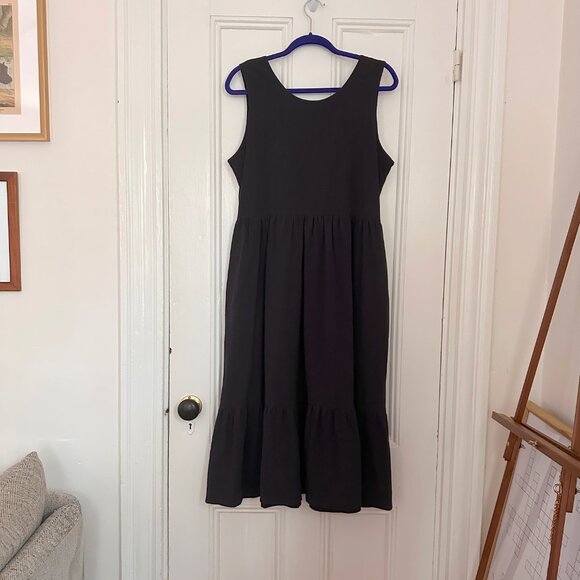 Tradlands Birdie Sleeveless Dress - Crinkle Cotton Black - Small - Picture 4 of 7